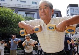 The Secret to Living Past 100? These 7 Daily Habits of Japanese Seniors Will Shock You!